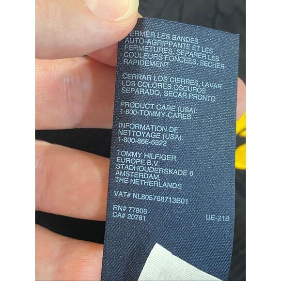 TOMMY HILFIGER • IOWA Hawkeyes • Black Cable Knit Cardigan • Ladies Size L - Picture 9 of 10